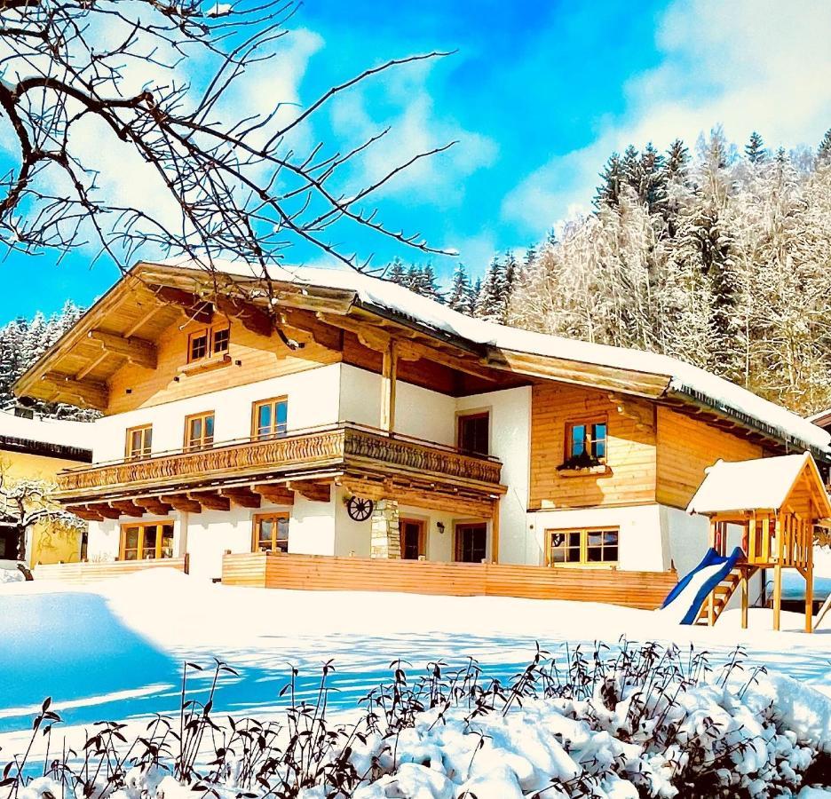 Family Chalet Hoamat Leben - Luxus Appartements Leogang Exterior foto